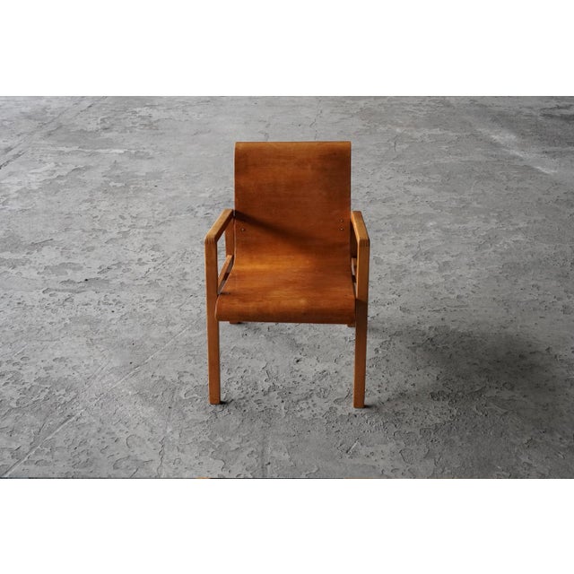 1950s 403 Hallway Chair by Alvar Aalto for Artek, Finland, 1950s For Sale - Image 5 of 9