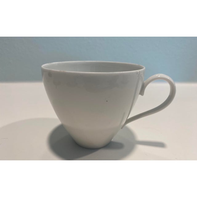 Eva Zeisel Eva Zeisel for Haviland China Germany Set of Six White Cups For Sale - Image 4 of 4