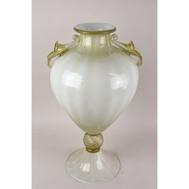 Murano Amphora Vase attributed to Gabbiani Venice, Italy, 2000s For Sale - Image 9 of 18