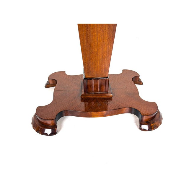 Swedish Modern Pedestal Coffee Table in Figured Oak, 1940s For Sale - Image 4 of 7