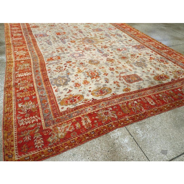 Galerie Shabab Collection Early 20th Century Turkish Oushak Room Size Carpet For Sale In New York - Image 6 of 8