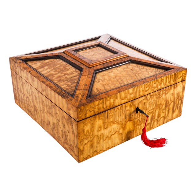 Large Antique Victorian Burr Maple and Burr Walnut Casket, 19th Century For Sale
