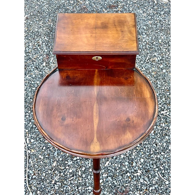 1990s Unique Hekman Furniture Yew Wood Accent Table For Sale - Image 5 of 10