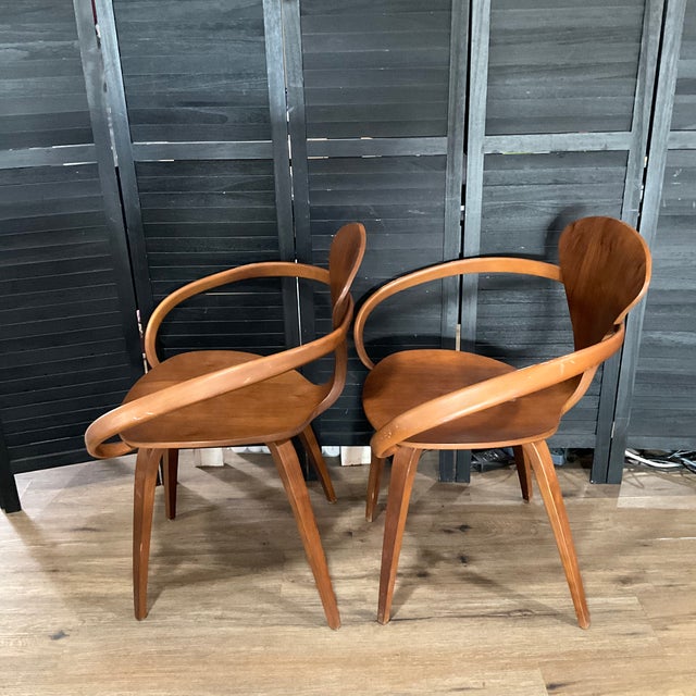 Cherner Armchairs by Norman Cherner, Cherner Chair Company, 2005 (Pair) For Sale - Image 15 of 17