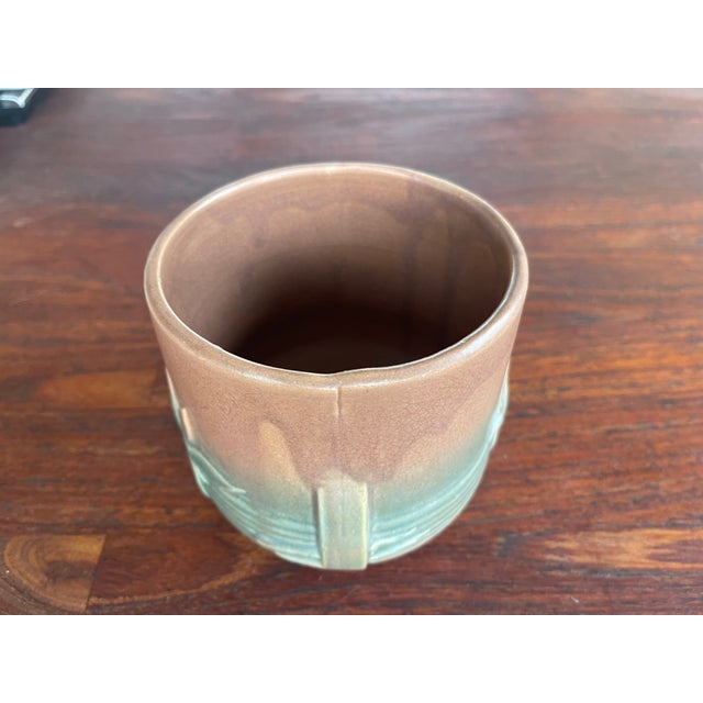 Vintage McCoy Planter, Leaves and Berries, Matte Green Brown, Jardiniere, 1930s, Rare For Sale - Image 4 of 5