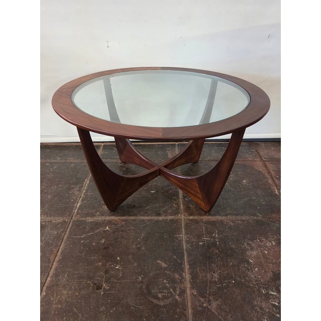 Danish Modern Mid-Century G-Plan Coffee Tabel "Astro" African Teak For Sale In San Diego - Image 6 of 7
