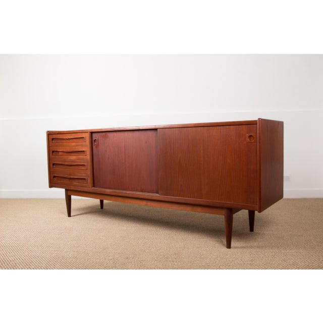 Danish Teak Sideboard by Johannes Andersen for Skaaning Mobelfabrik, 1960 For Sale - Image 16 of 18