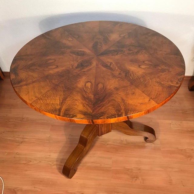 Biedermeier Walnut Table, Germany, 1820 For Sale - Image 3 of 10