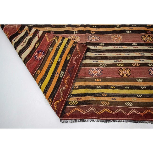 Mid 20th Century Vintage Embroidered Turkish Kilim Rug- 6′8″ × 10′ For Sale - Image 5 of 7