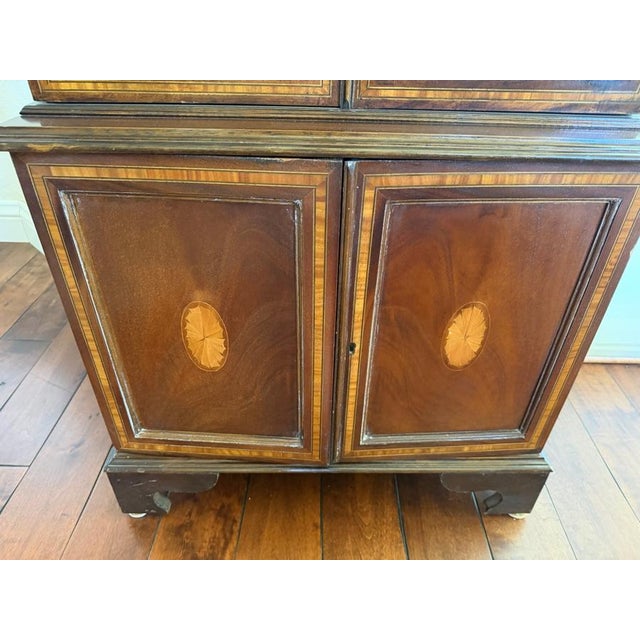 Hekman Copley Place Hepplewhite Style Mahogany Curio Cabinet Featuring Satinwood Marquetry Inlays And Mullioned Glass...