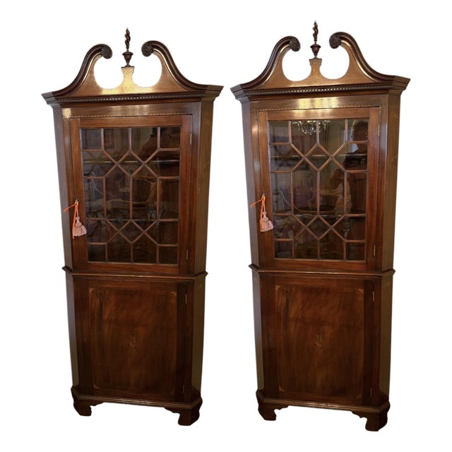 Pair of Antique Early 19c Chippendale Style Corner Cabinets For Sale