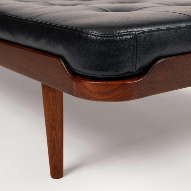 Vintage Mid-Century Modern Teak Daybed in Black Tufted Leather For Sale - Image 4 of 7