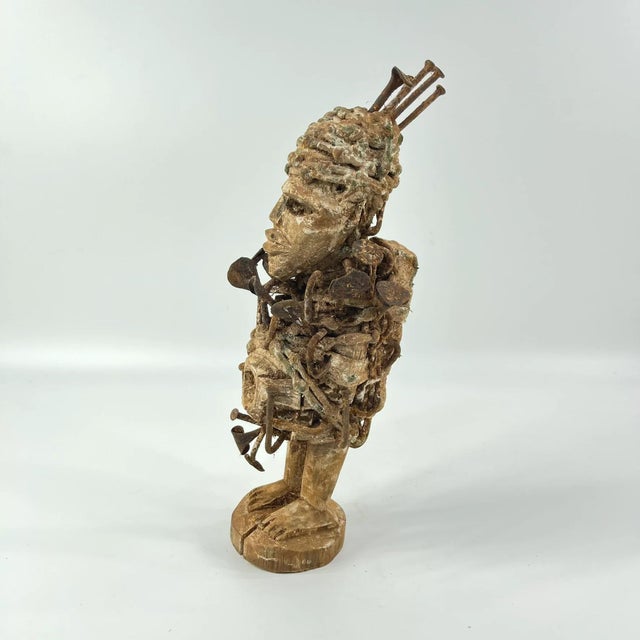 African Early 20th Century Kongo Nkisi Nkondi Power Fetish Figure For Sale - Image 3 of 6