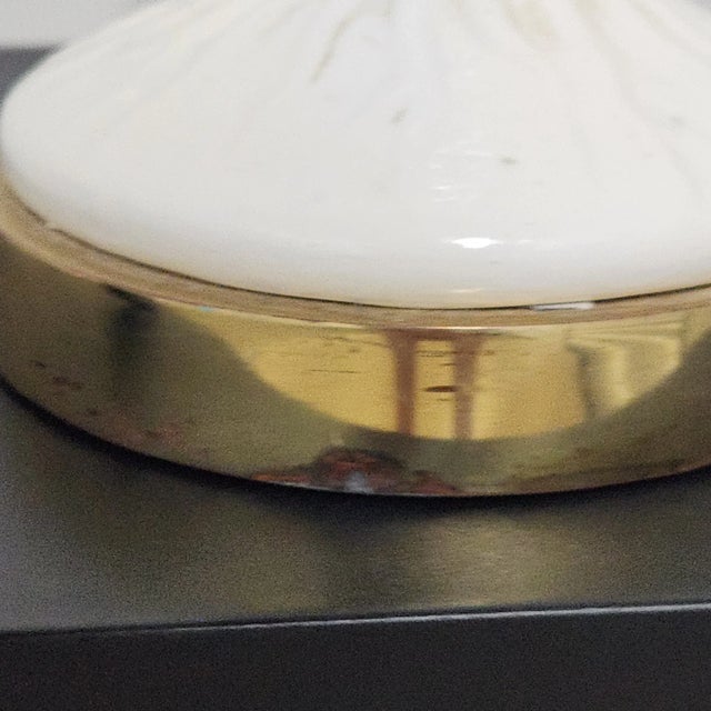 Vintage Palm Beach Regency White Porcelain Palm Tree Table Lamp For Sale - Image 16 of 16
