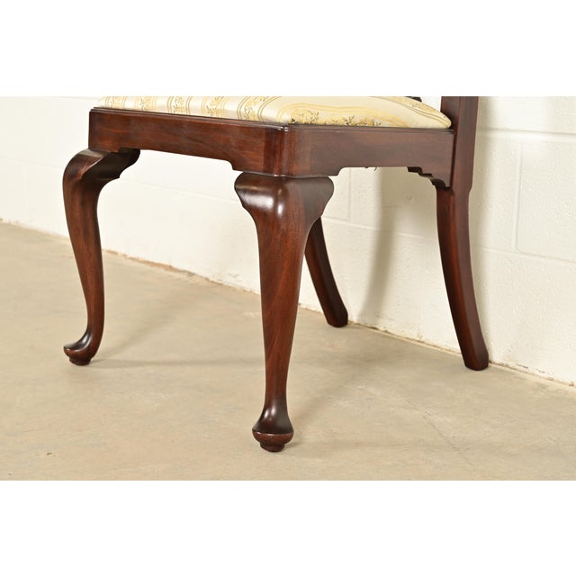 Henkel Harris Queen Anne Solid Mahogany Side Chairs or Dining Chairs, Pair For Sale - Image 9 of 15