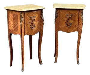 1960s Pair of French Louis XV Style Rosewood Side Tables Nightstands
