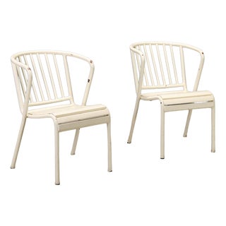 Vintage White Metal Chairs, 1970s, Set of 2 For Sale