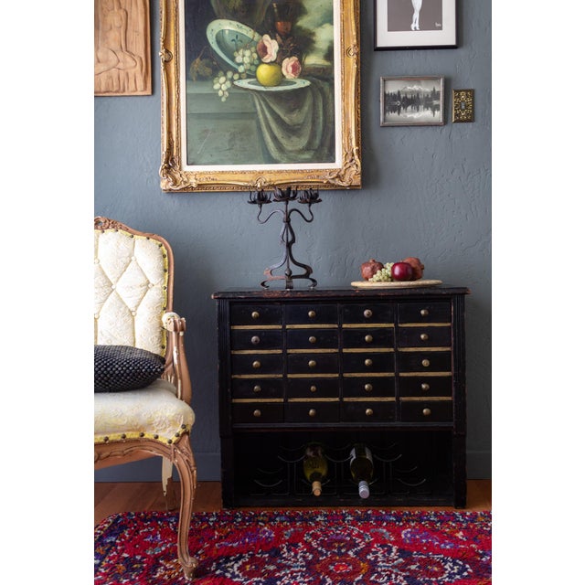 19th Century English Bread Board With a Hand Carved Wreath For Sale - Image 4 of 8