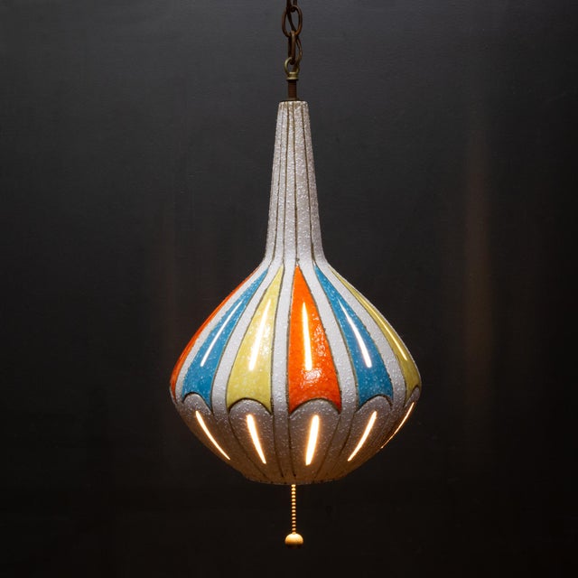 ABOUT Mid-century Italian ceramic pendant swag light by Fratelli Fanciullacci. Original brass pull chain and chain....