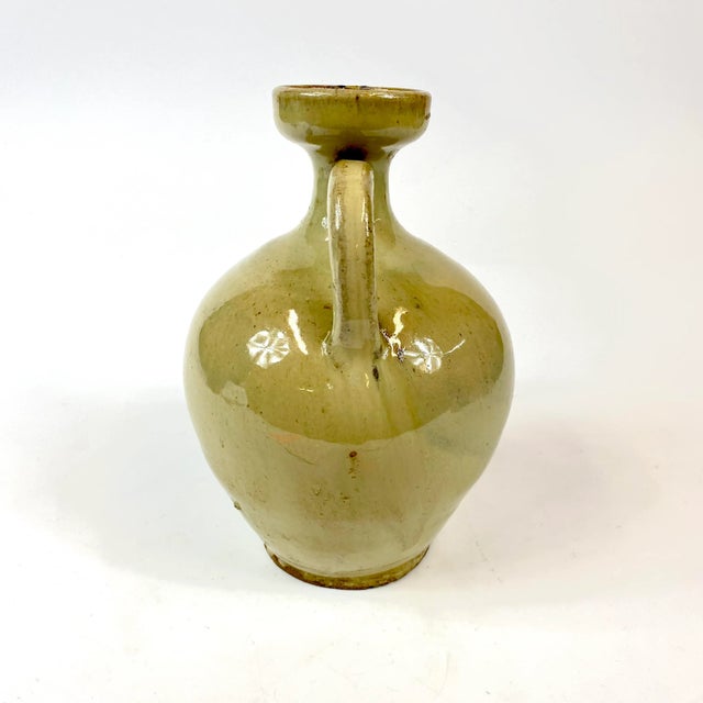 Mid 18th Century 18th Century Chinese Small Yellow Green Ceramic Wine Jug For Sale - Image 5 of 8