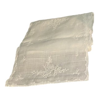 Vintage Linen Rose Embroidered Crochet Placemats- Set of 15 For Sale