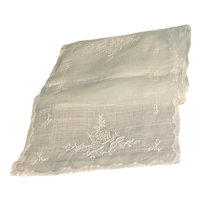 Vintage Linen Rose Embroidered Crochet Placemats- Set of 15 For Sale