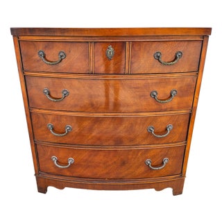 Vintage Century Furniture Georgian Bowfront Chest of Drawers For Sale