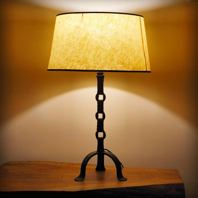 1920s Brutalist Lamp Base in Wrought and Hammered Iron, France, 1920s For Sale - Image 5 of 16