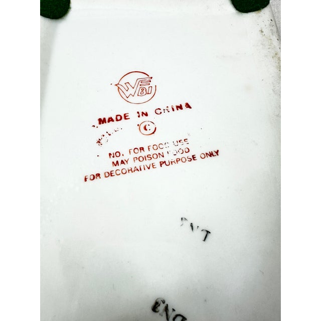 Vintage Chinoiserie Famille Verte "Bok Choy" Porcelain Lidded Box For Sale - Image 9 of 9