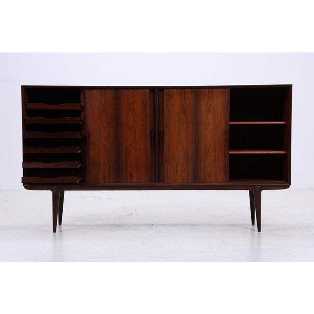 Mid-Century Model 19 Highboard in Rosewood from Omann Jun, 1960s For Sale - Image 4 of 18