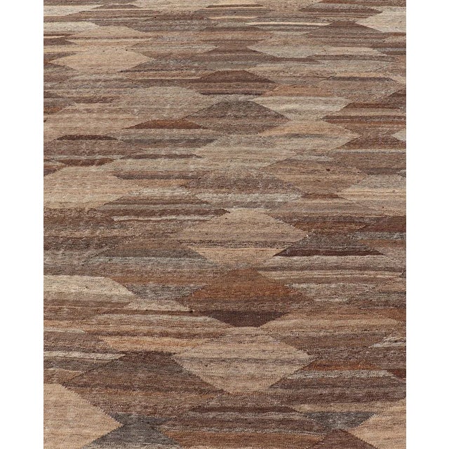 Modern Hand-Woven Flatweave Kilim in Wool with Sub-Geometric Diamond Design. Modern Kilim Rug, Keivan Woven Arts / rug...