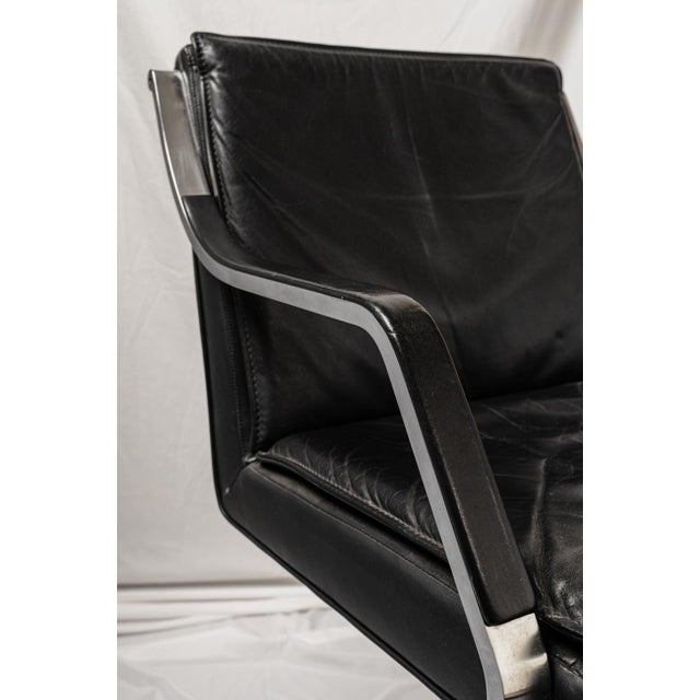 Mid-Century Modern Alpha Chairs from Knoll, Set of 2 For Sale - Image 3 of 14