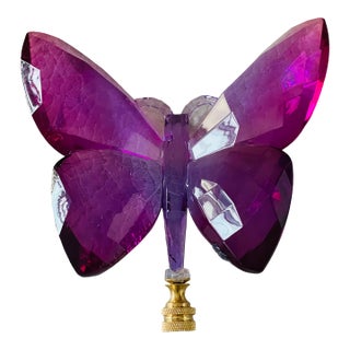 1960s Large Acrylic Purple Butterfly Lamp Finial For Sale