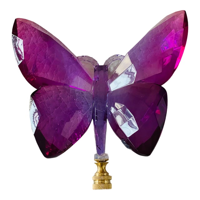 1960s Large Acrylic Purple Butterfly Lamp Finial For Sale