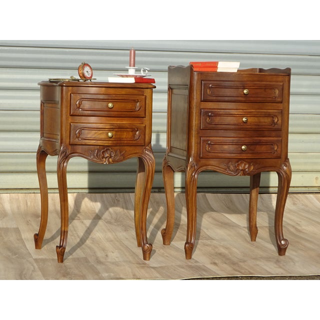 Louis Xv Bedside Table in Walnut, 1960s For Sale - Image 13 of 18