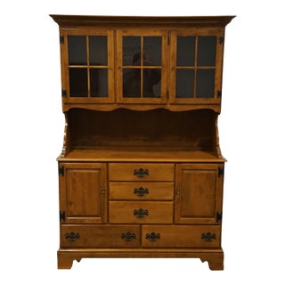 Ethan Allen Heirloom Nutmeg Maple 48" Buffet W. Display Hutch 10-6007 / 10-6016 For Sale