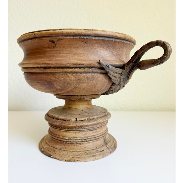 Italian Neoclassical Wood Tazza With Bronze Swan Handles, Early 20th Century For Sale - Image 9 of 12