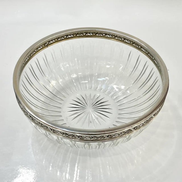 1910s Early 20th Century Neoclassical Cut Crystal Bowl Hand-Worked Silver Plated Rim For Sale - Image 5 of 12
