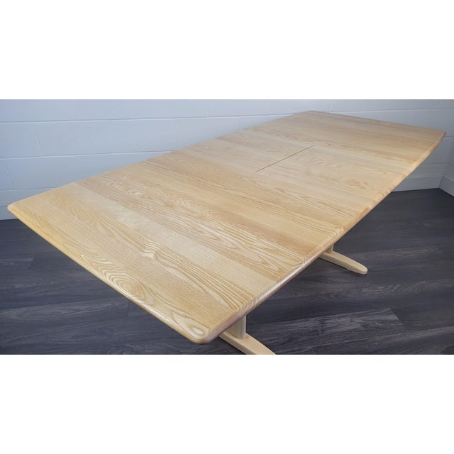 Windsor Extending Dining Table for Ercol, 2000s For Sale - Image 9 of 16
