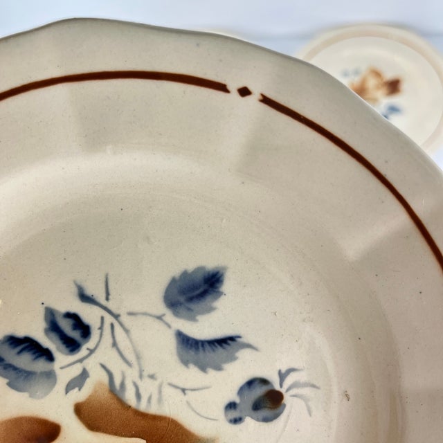 Vintage Dinner Plates with Floral Motif from Sarreguemines, 1920s, Set of 4 For Sale - Image 13 of 14