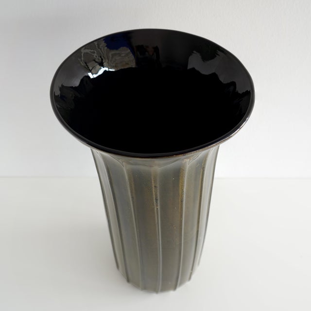 Black Late 20th Century Seguso Vetri d'Arte Murano Glass Vase For Sale - Image 8 of 10