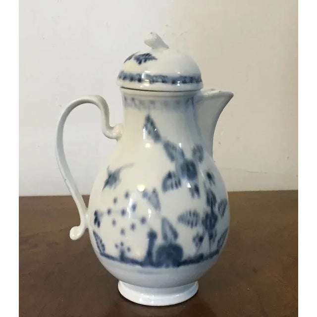 Antique 18th Century Vienna Porcelain Milk Jug and Cover in Chinese Blue & White For Sale - Image 9 of 13