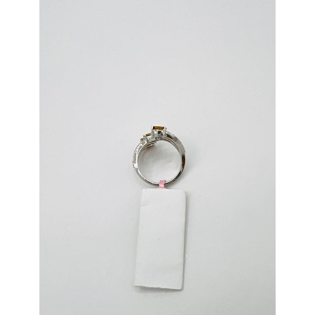 2020s Orangey Yellow Diamond and White Diamond Cocktail Ring in 18k White Gold Size 6.5 For Sale - Image 5 of 7