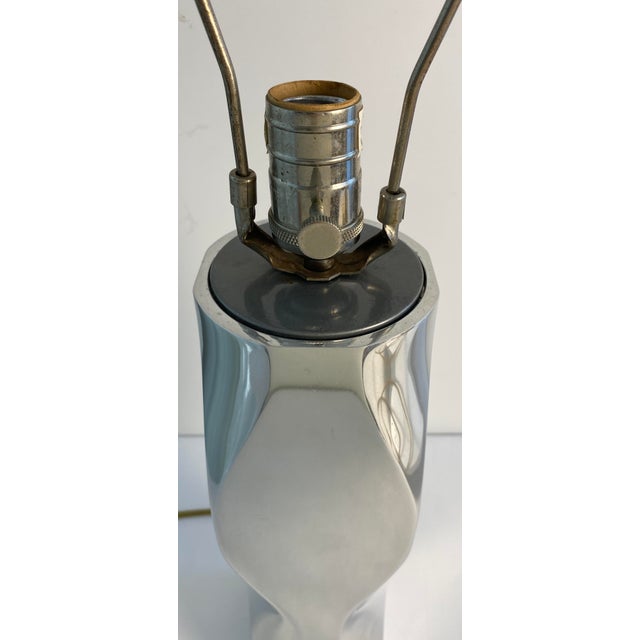 Vintage Mid-Century Modern Sculptural Chrome Table Lamp Space Age Design For Sale In Miami - Image 6 of 8