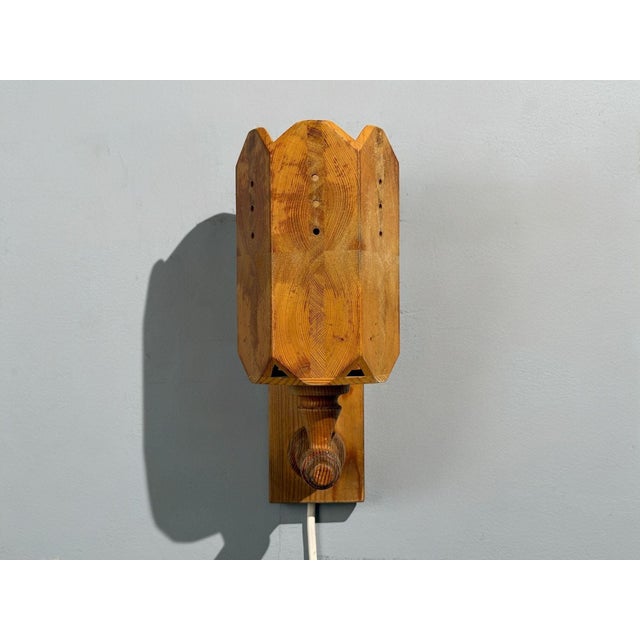 Mid-Century Modern Swedish Modern, Pine, Wall Sconce, Sweden, 1970s For Sale - Image 3 of 9