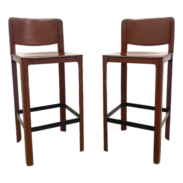 Matteo Grassi Pair of Red Italian Leather Stools- 1980s- Counter Height For Sale