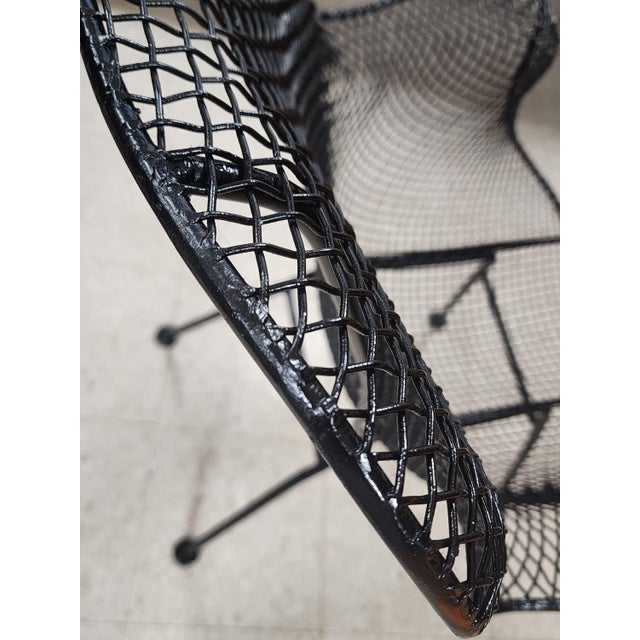 1950s Mid Century Russell Woodard "Sculptura" Wire Patio Armchair For Sale - Image 16 of 17