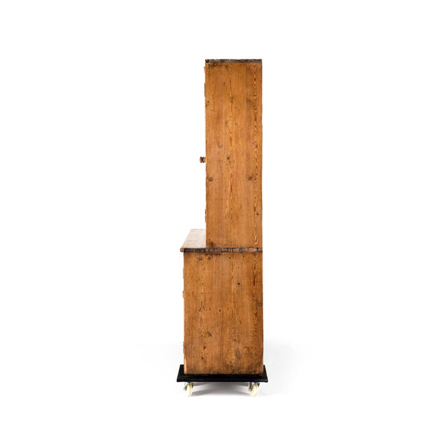 English House Keepers Cabinet in Pine For Sale - Image 6 of 14