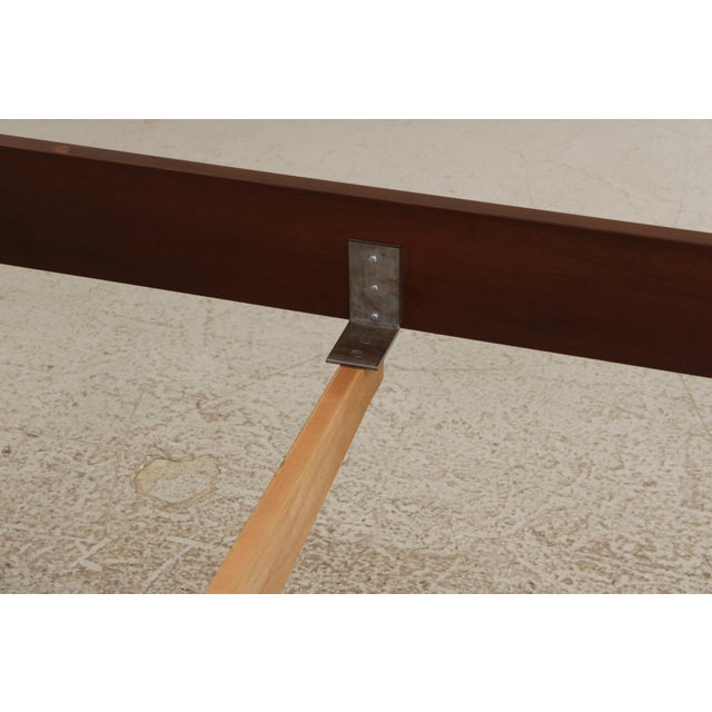 Councill Craftsmen King Size Mahogany Pencil Point Bed For Sale - Image 11 of 16