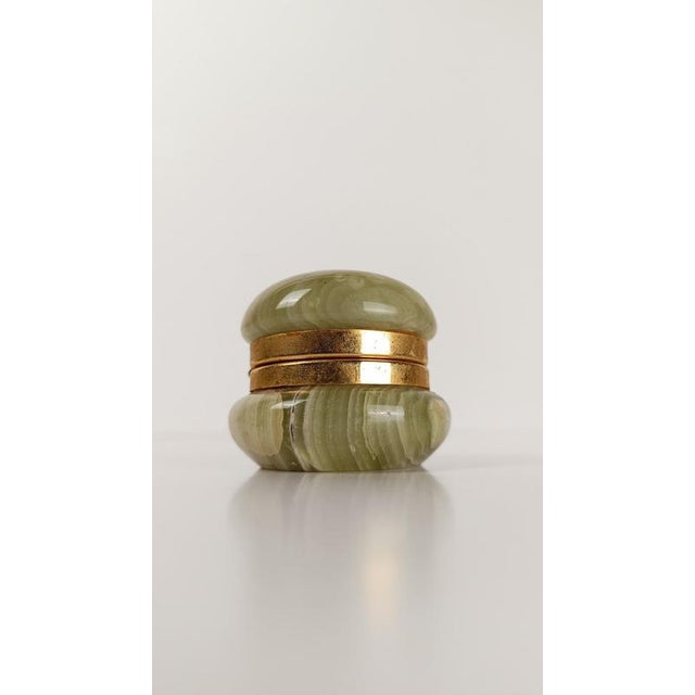 Mid-Century Modern Pill Boxes in Green Onyx Marble and Gilt Metal, 1970s, Set of 2 For Sale - Image 15 of 18